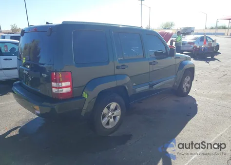 2011 Jeep Liberty Sport из США, поврежденный, VIN 1J4PP2GK1BW572721